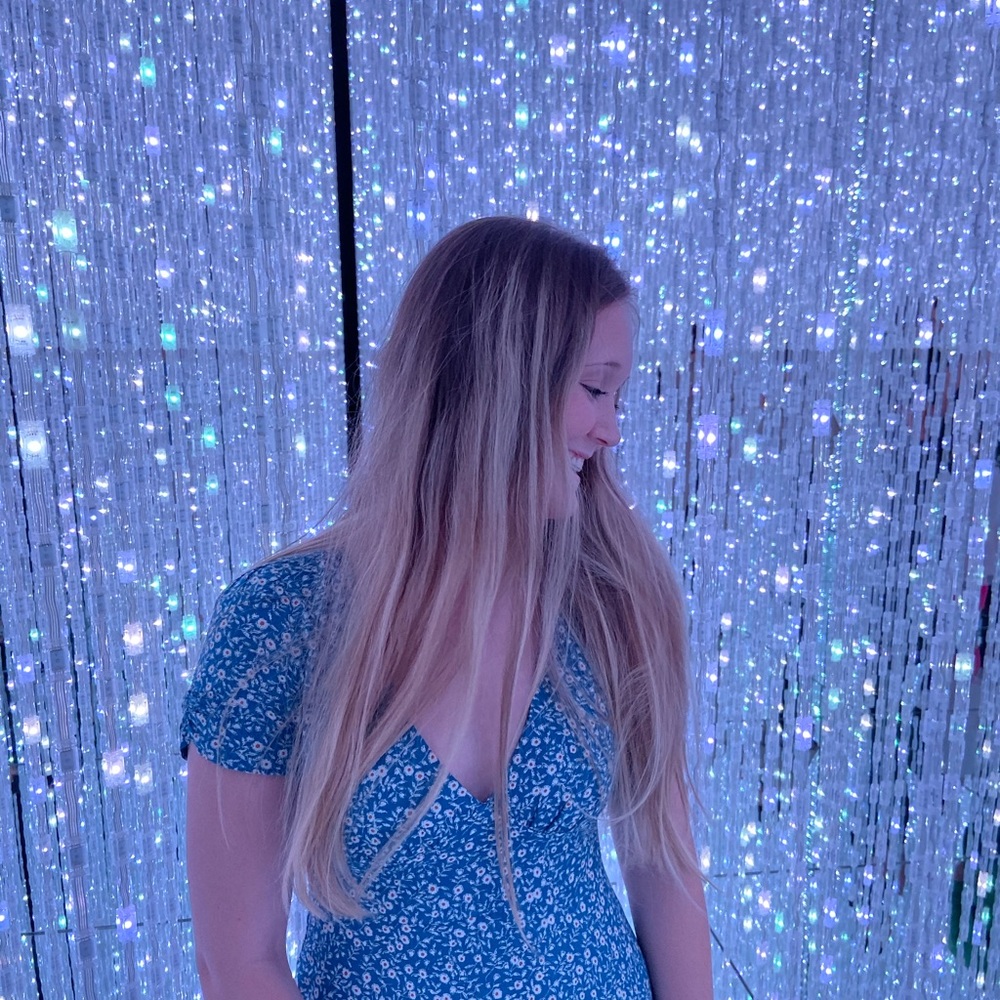 Meet your Posher, Olivia